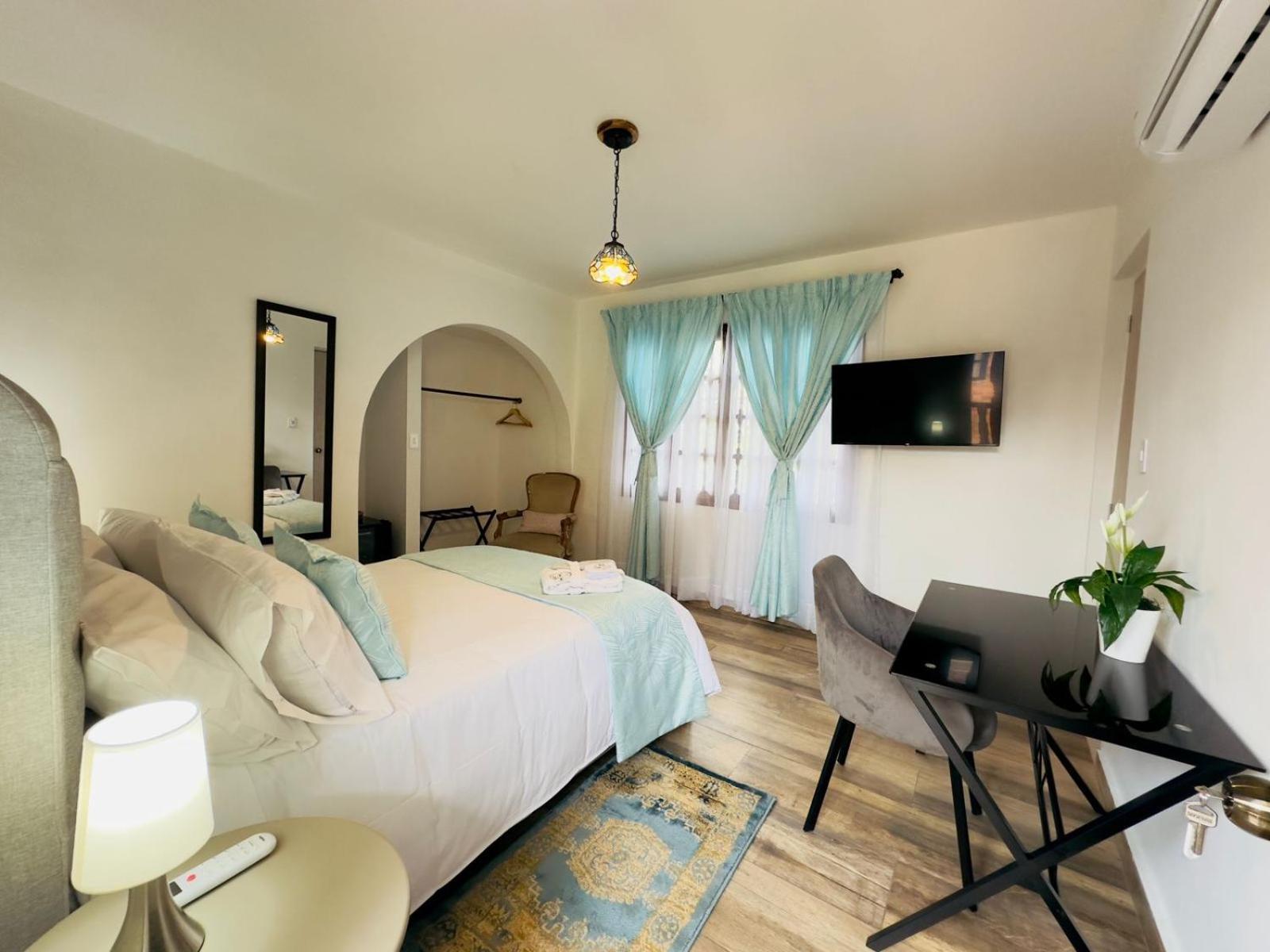Casa Sileo - Boutique Hotel Кали Екстериор снимка