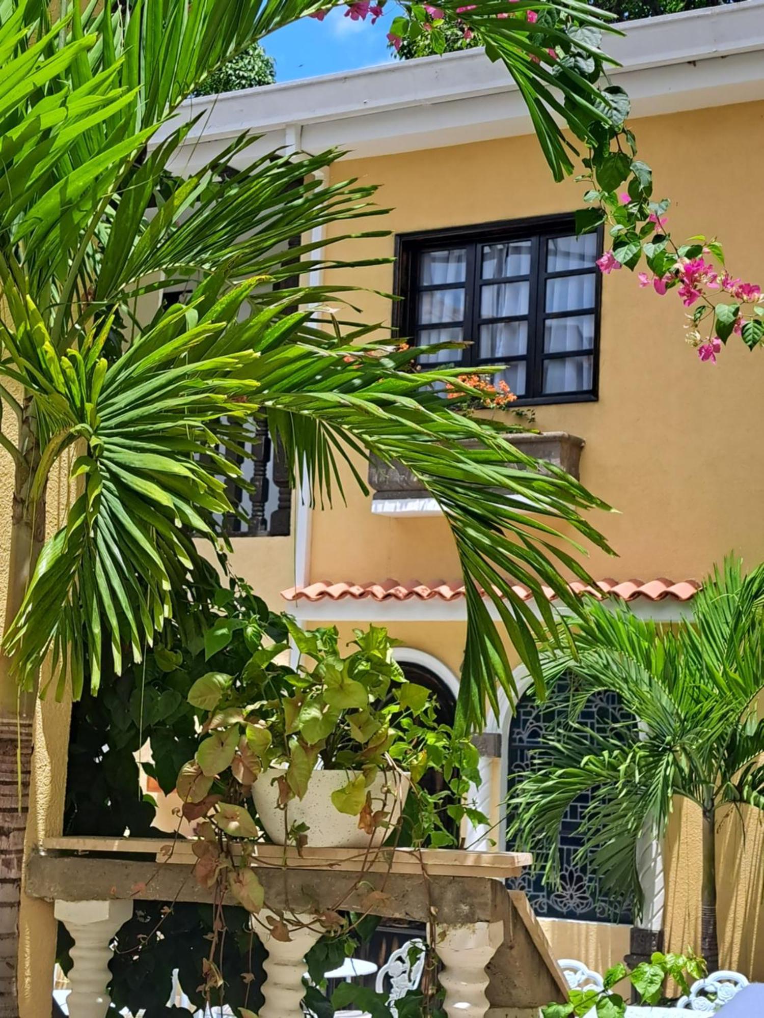 Casa Sileo - Boutique Hotel Кали Екстериор снимка